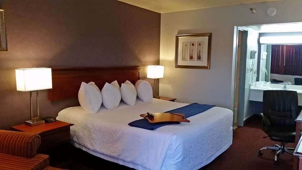 Americas Best Value Inn Oklahoma City South Room photo